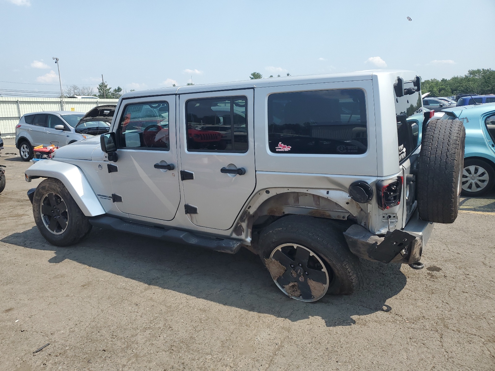 1C4BJWEG1CL260232 2012 Jeep Wrangler Unlimited Sahara