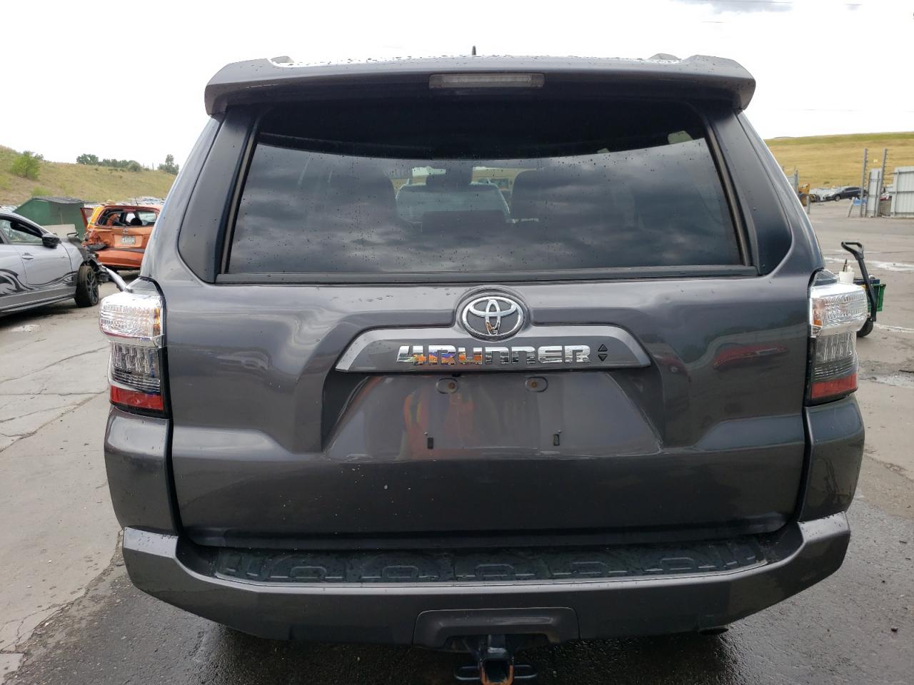 2022 Toyota 4Runner Sr5/Sr5 Premium VIN: JTENU5JR7N6002459 Lot: 61762144