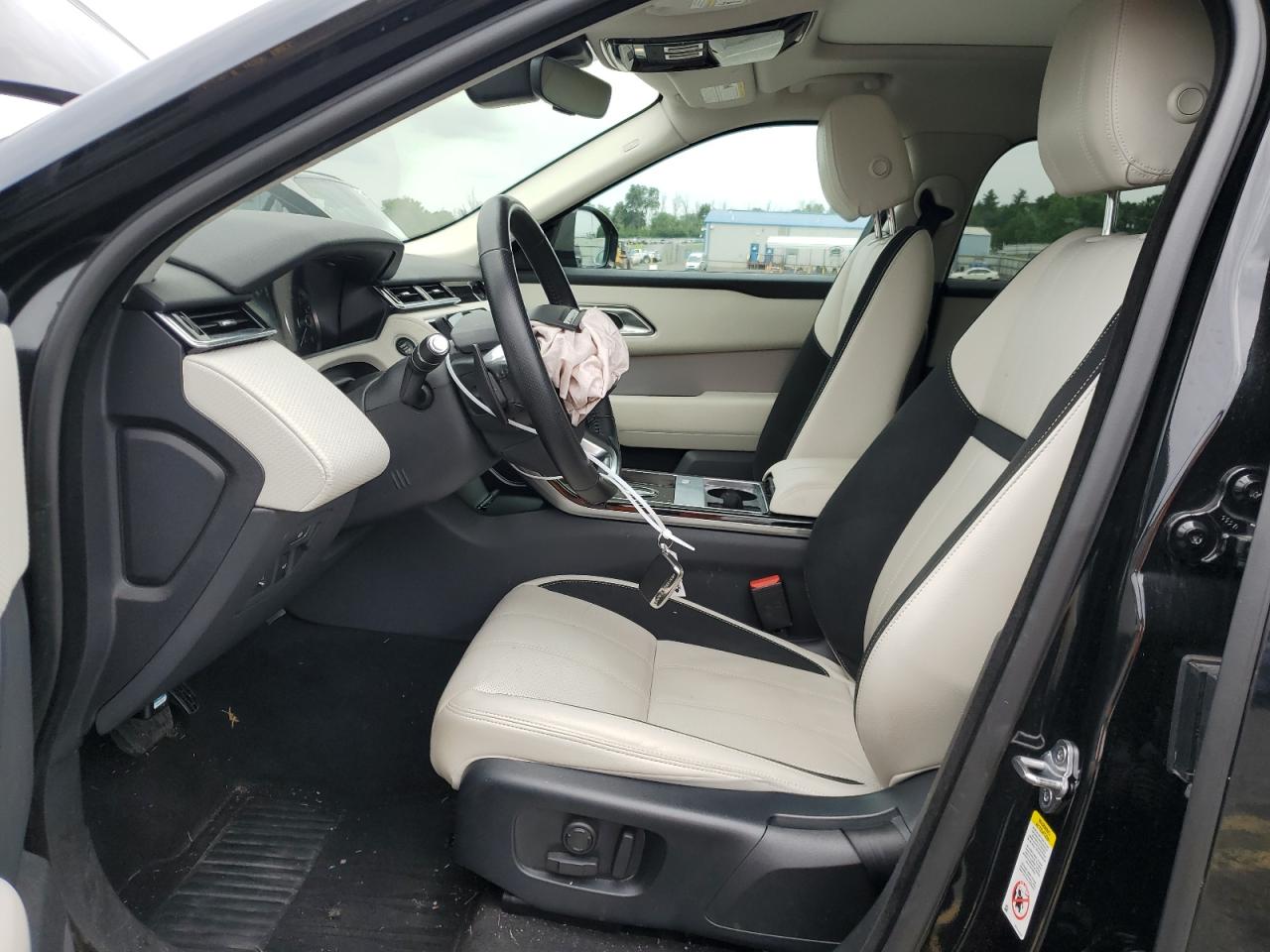 2020 Land Rover Range Rover Velar S VIN: SALYB2EX0LA291945 Lot: 63481384