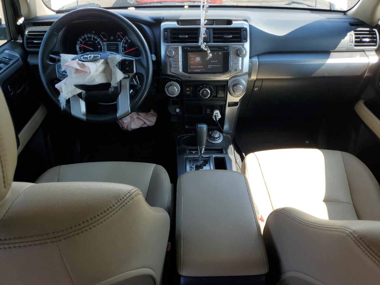 2018 Toyota 4Runner Sr5/Sr5 Premium VIN: JTEBU5JR9J5501900 Lot: 63125464