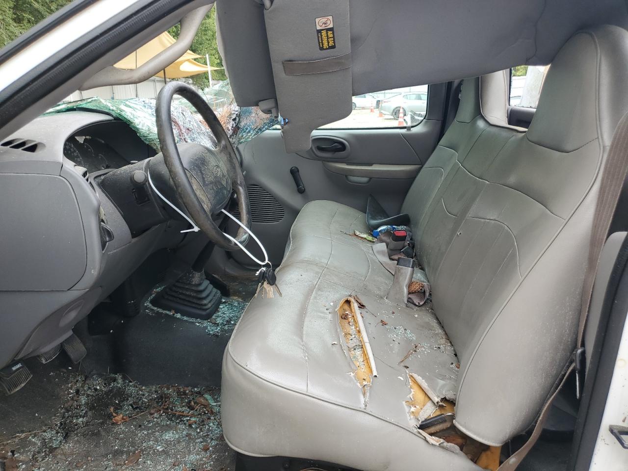 2000 Ford F150 VIN: 1FTZF1729YNA57430 Lot: 63050294