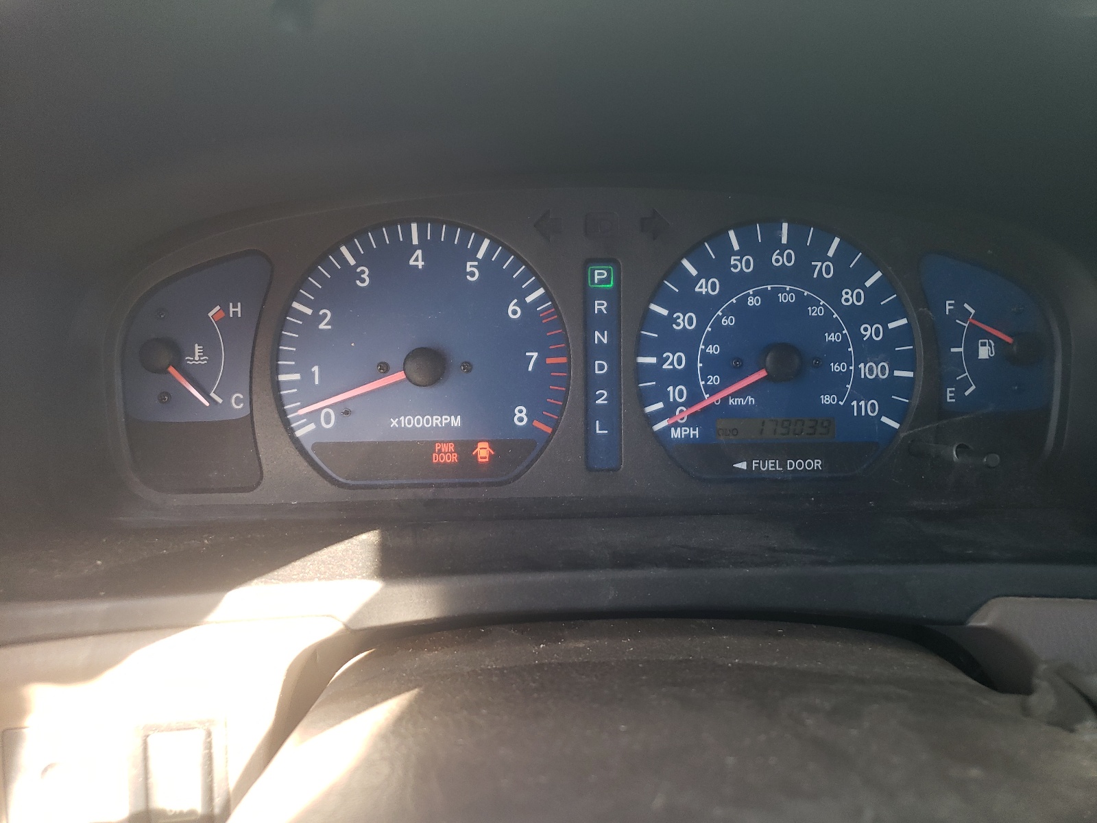 4T3ZF13C22U413764 2002 Toyota Sienna Le