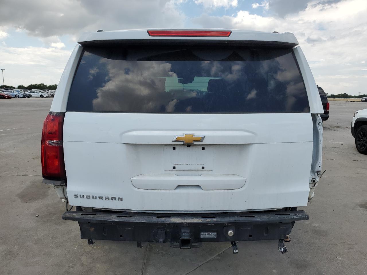 2016 Chevrolet Suburban C1500 Lt VIN: 1GNSCHKC5GR469104 Lot: 63536974