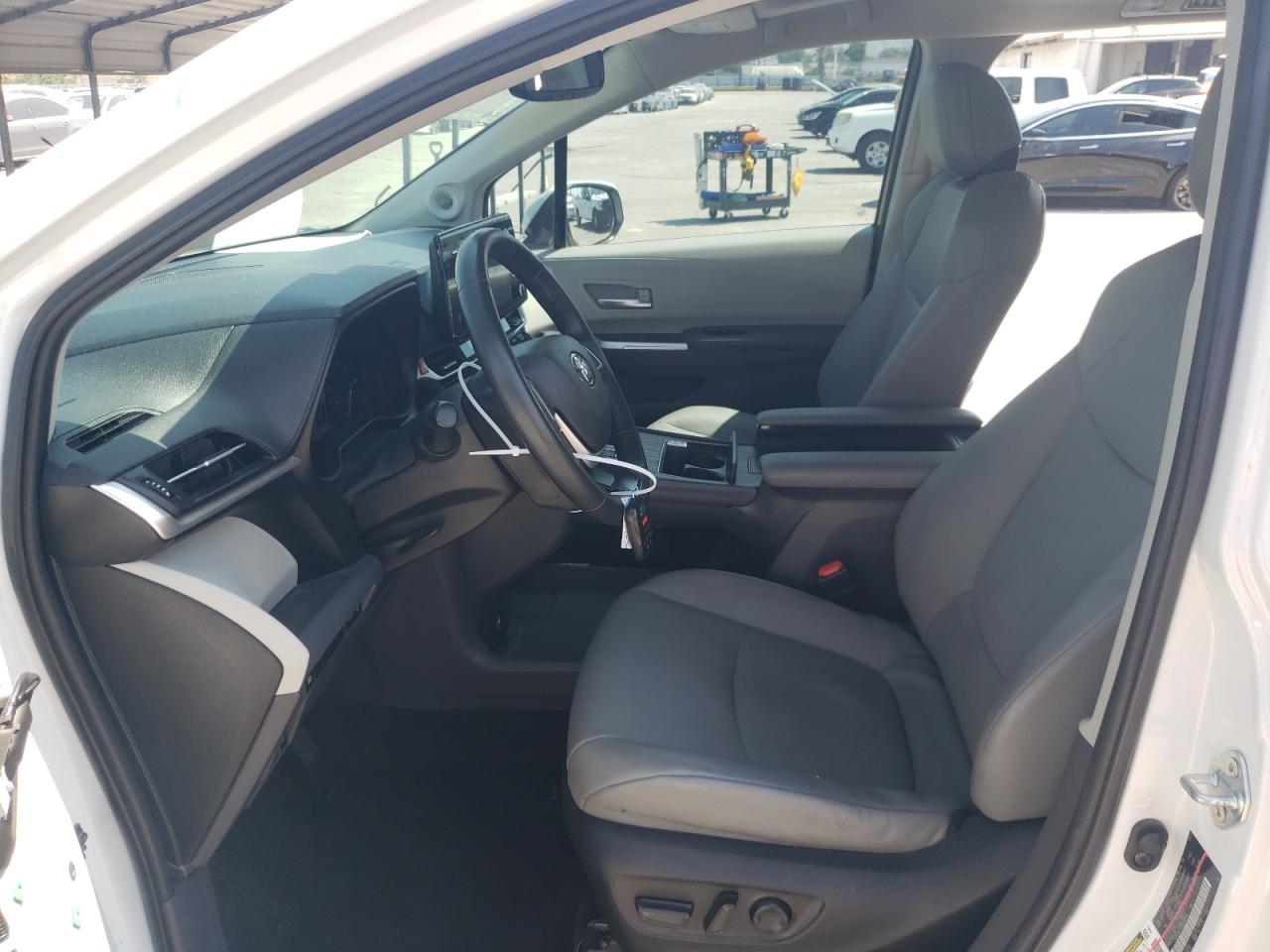 2022 Toyota Sienna Xle VIN: 5TDJRKEC2NS090944 Lot: 64895744