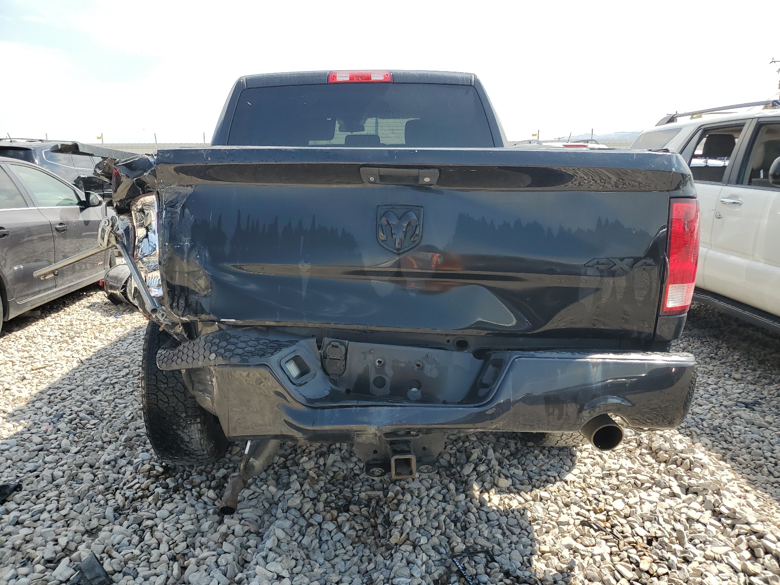 3C6RR7KT5HG573892 2017 Ram 1500 St