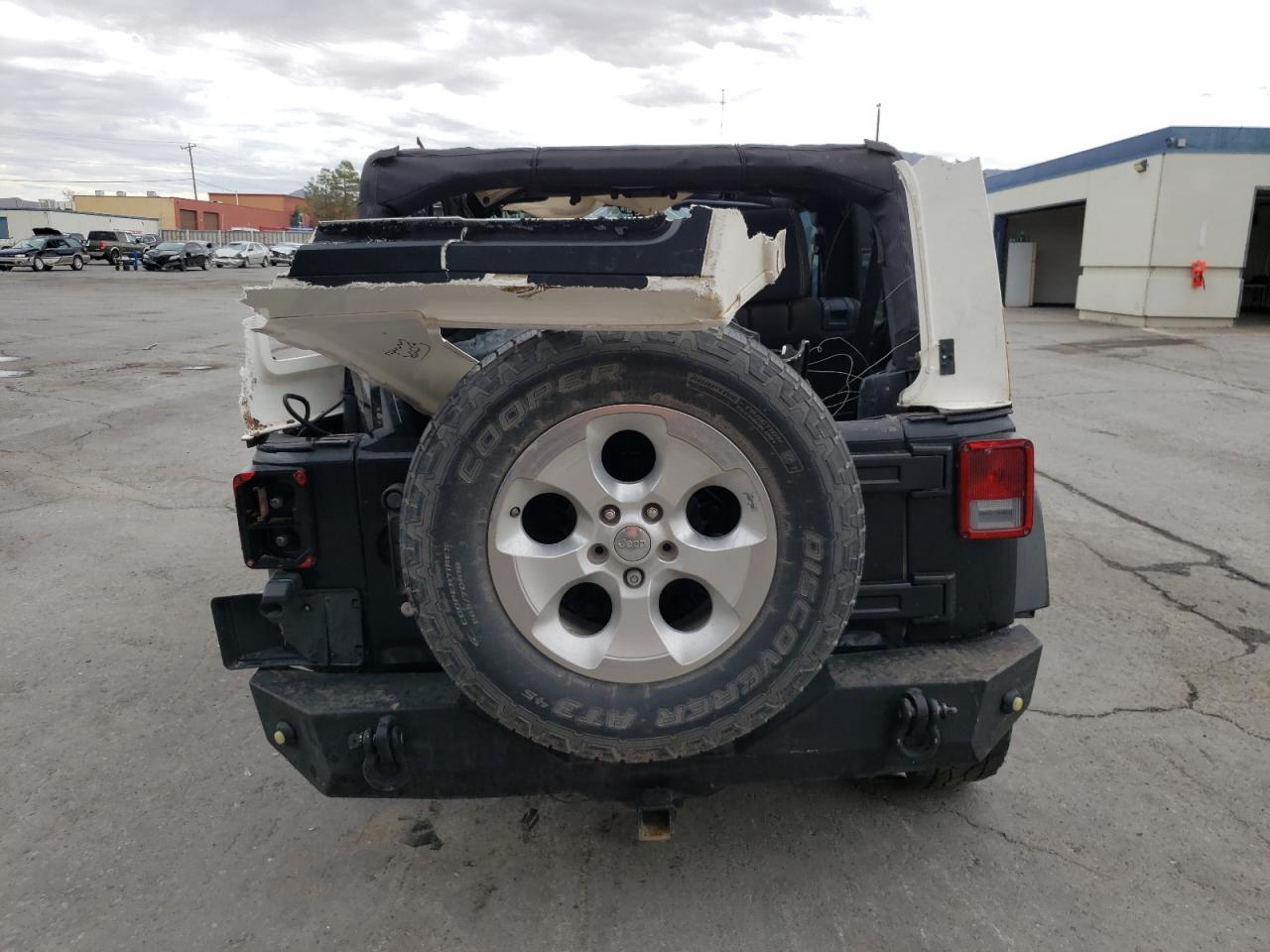 2014 Jeep Wrangler Unlimited Sahara VIN: 1C4HJWEG5EL319151 Lot: 61441414
