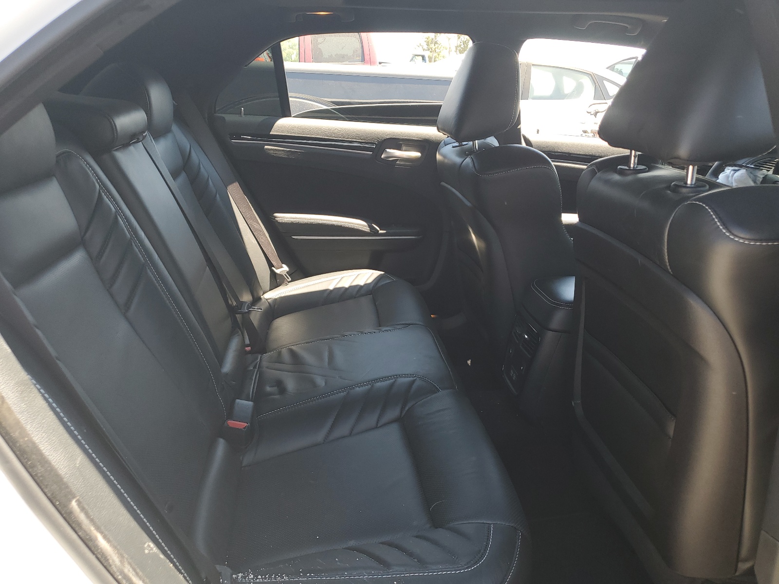 2C3CCAPJ8PH502550 2023 Chrysler 300C