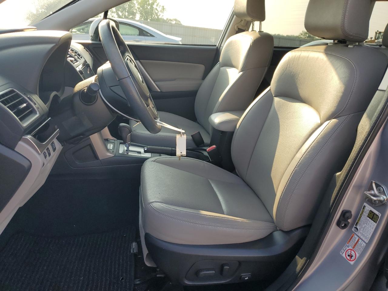 2017 Subaru Forester 2.5I Limited VIN: JF2SJARC5HH586783 Lot: 64485464