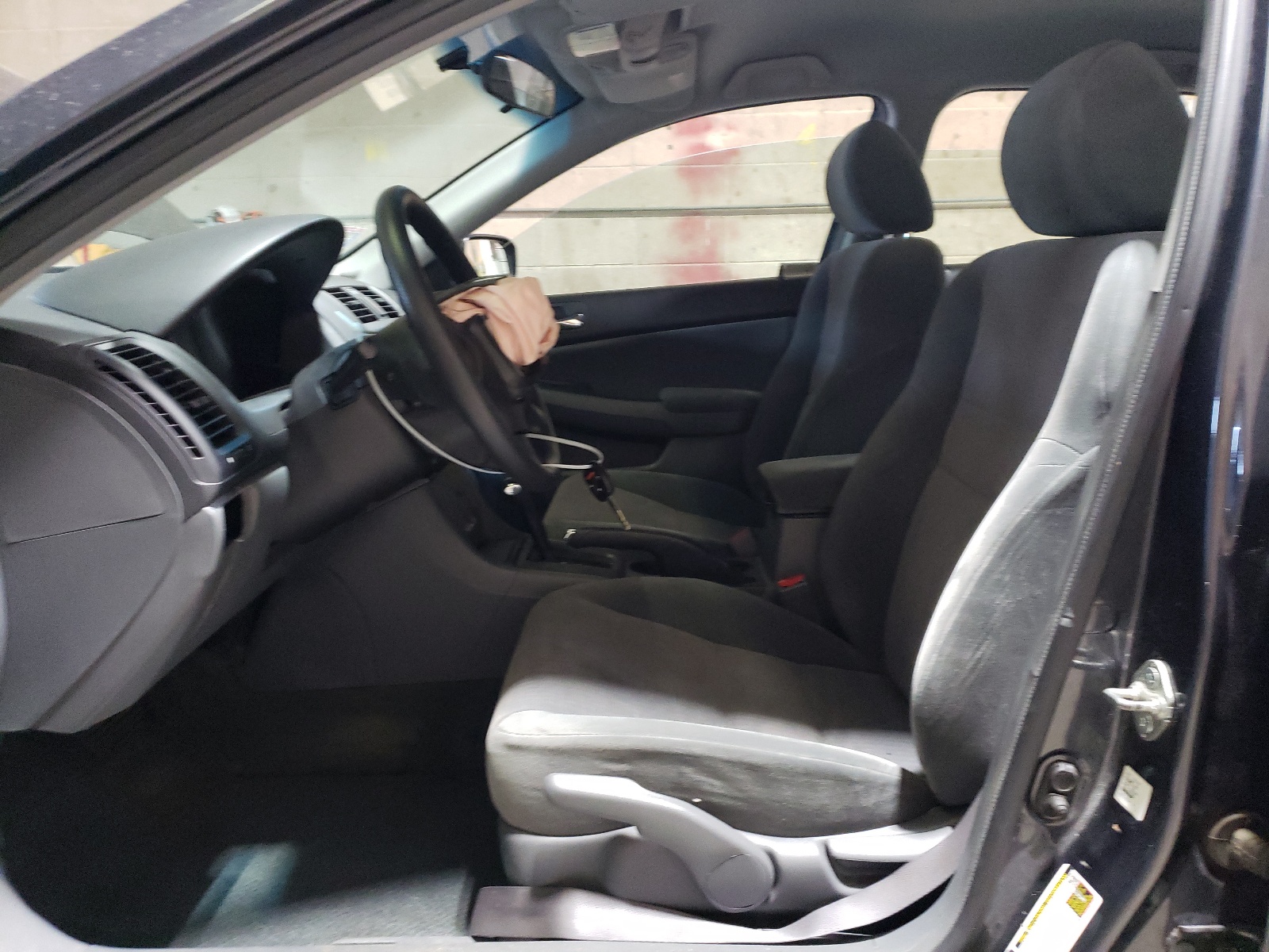 1HGCM56314A129320 2004 Honda Accord Lx