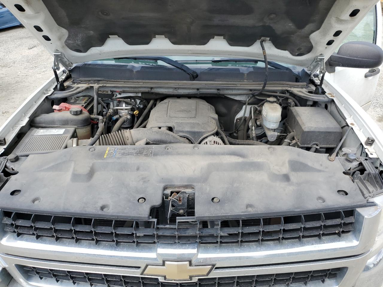 2008 Chevrolet Silverado K2500 Heavy Duty VIN: 1GCHK23K08F158434 Lot: 64106444