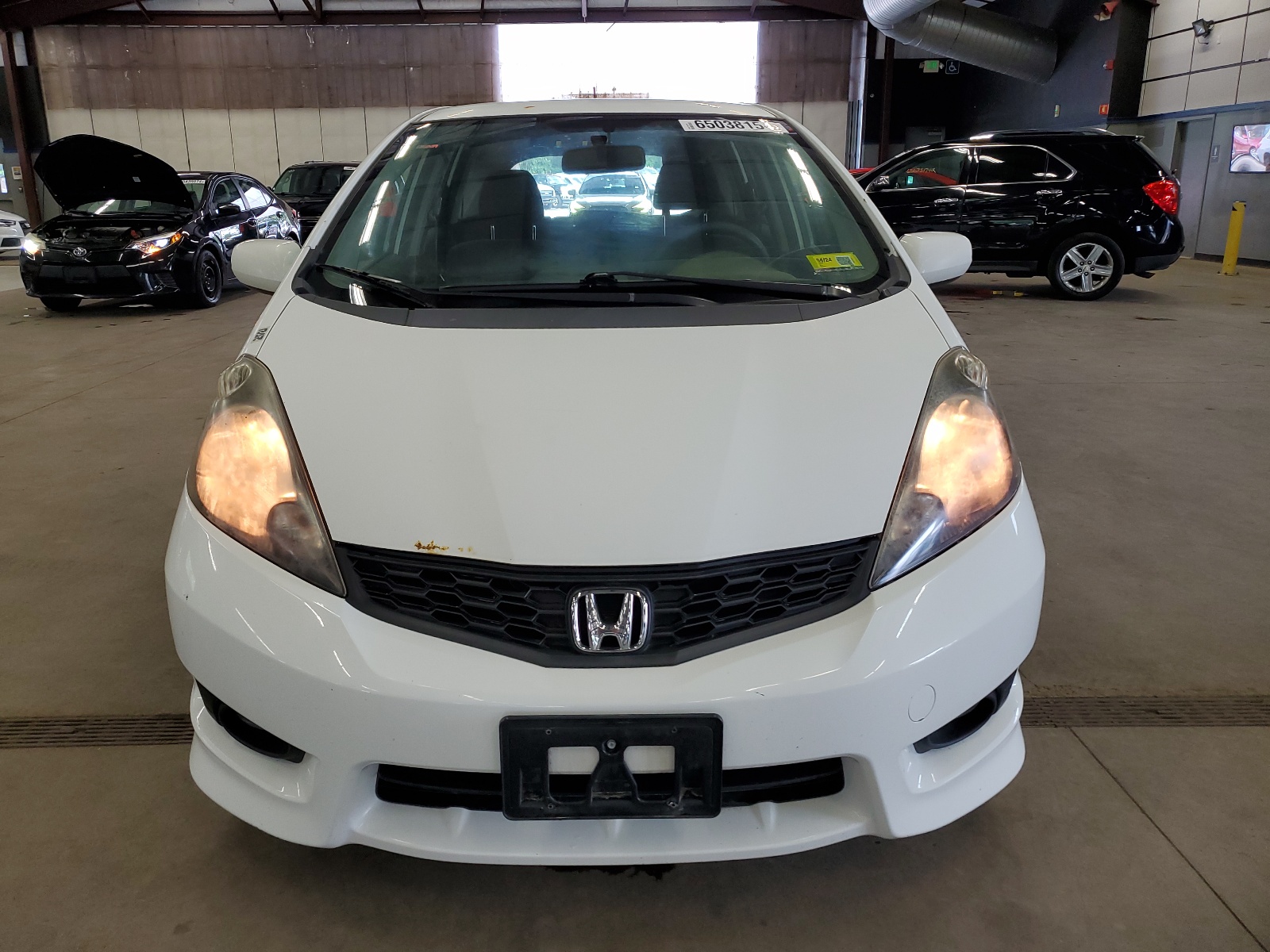 2013 Honda Fit Sport vin: JHMGE8H58DC077703