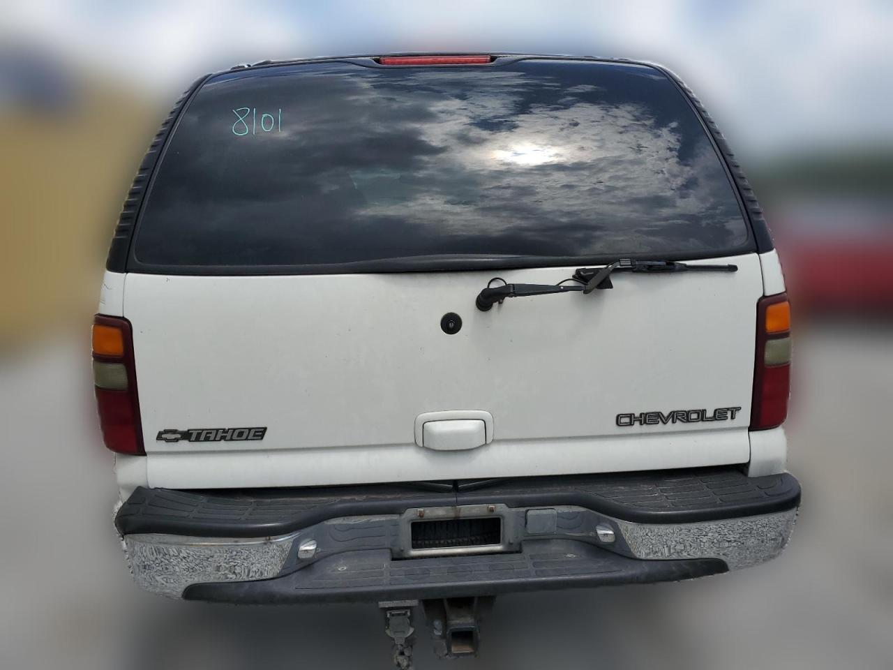 2001 Chevrolet Tahoe C1500 VIN: 1GNEC13T61R141524 Lot: 63508704