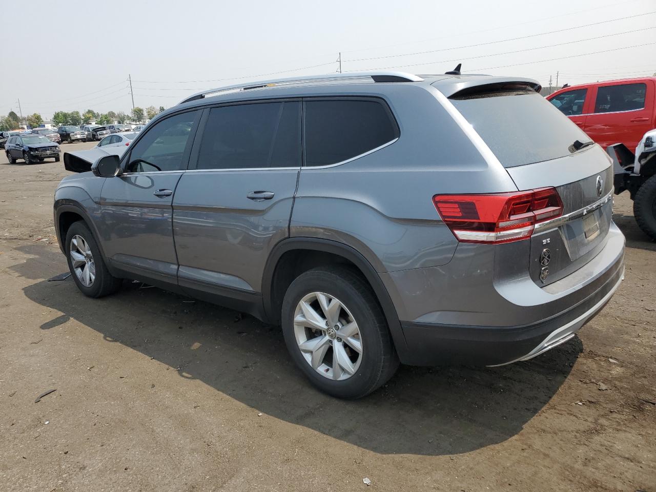 1V2UR2CA4KC559994 2019 VOLKSWAGEN ATLAS - Image 2