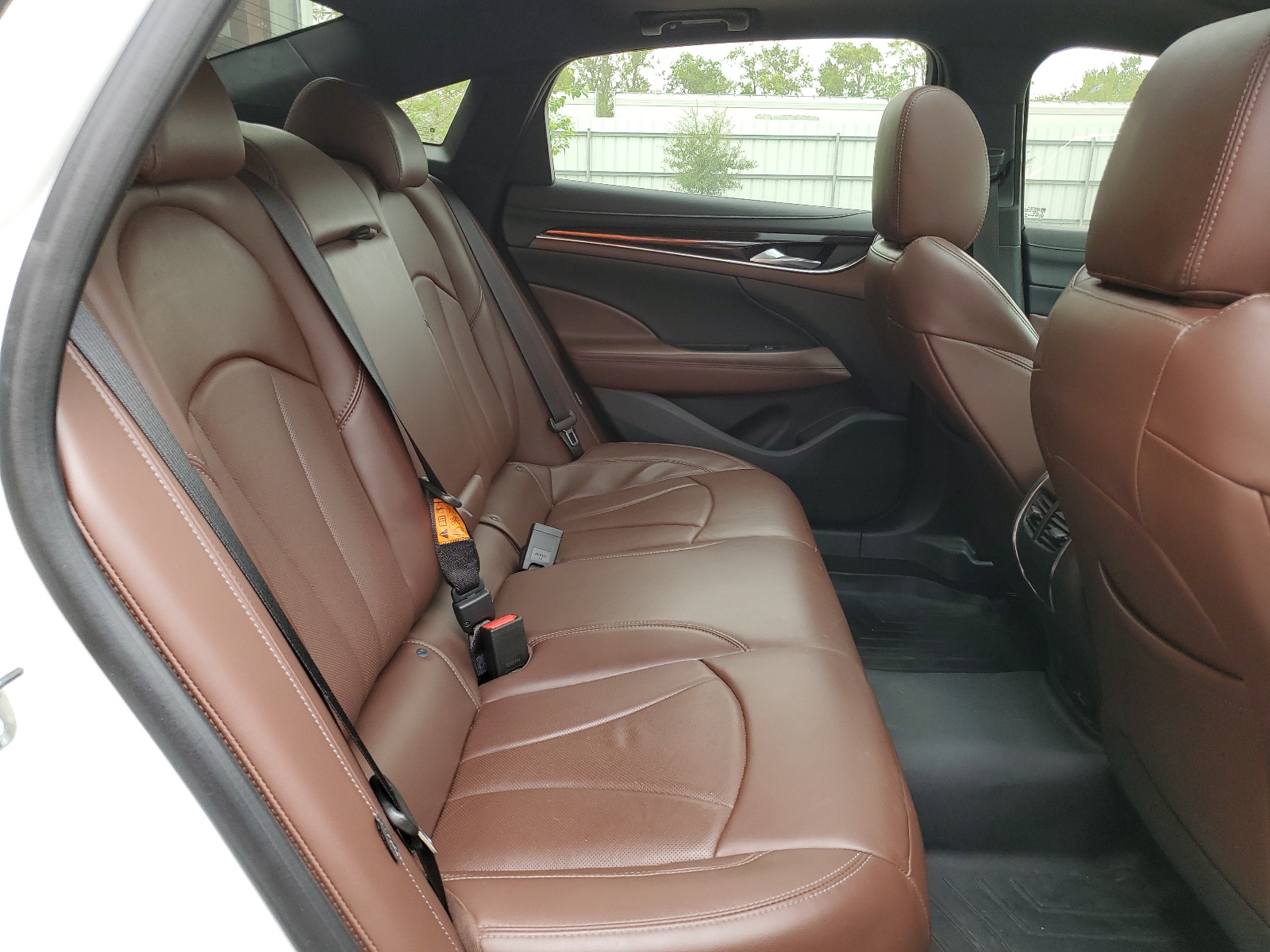 1G4ZU5SS4JU145846 2018 Buick Lacrosse Avenir