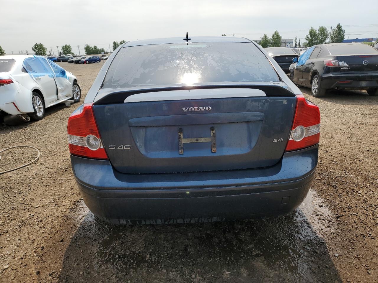 2005 Volvo S40 2.4I VIN: YV1MS382152070101 Lot: 63757644