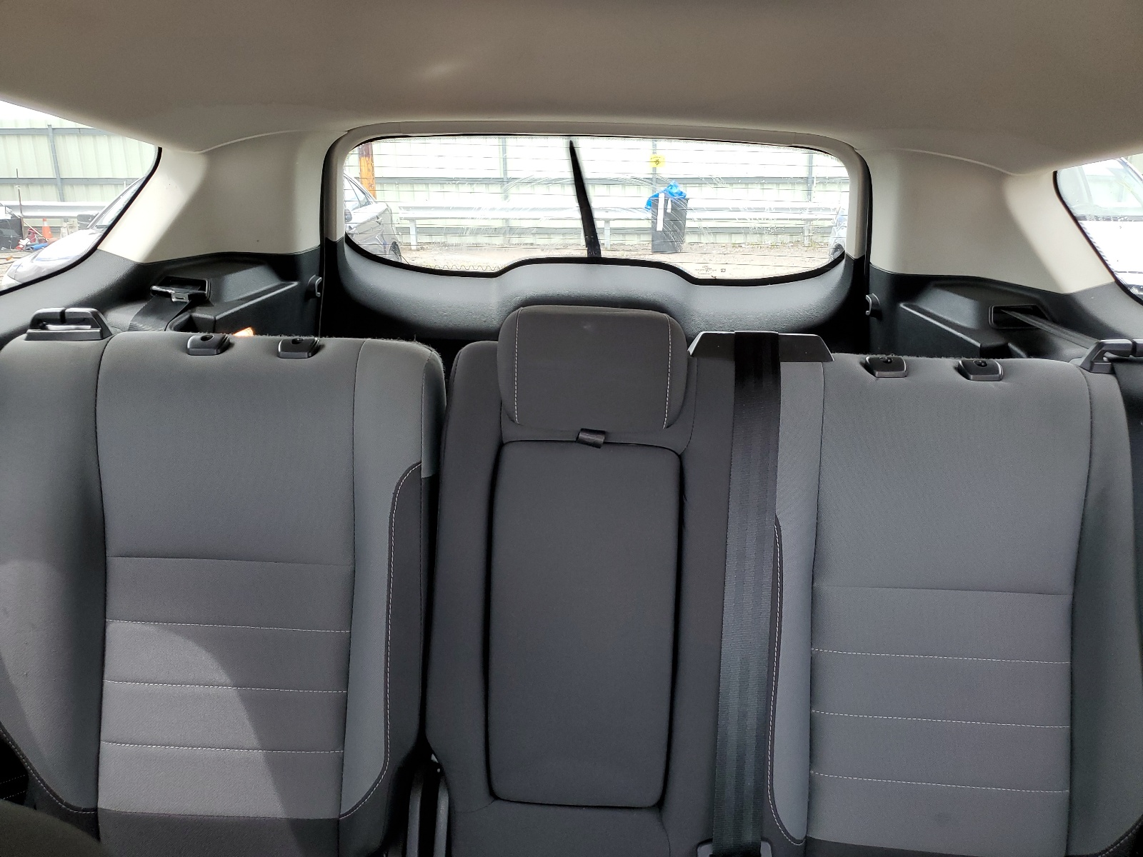 1FMCU9GX9GUB87049 2016 Ford Escape Se