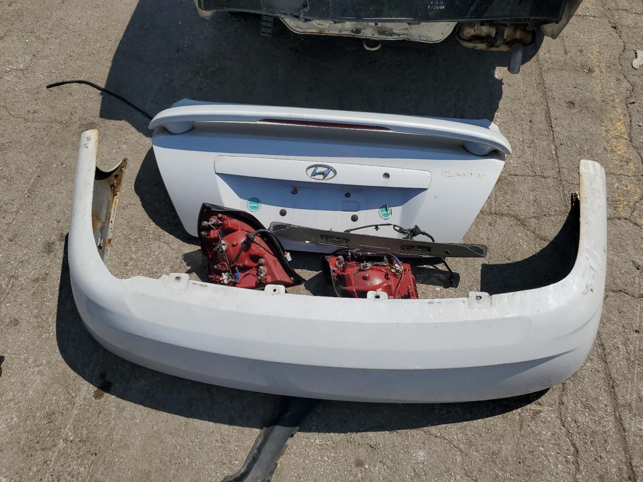 2005 Hyundai Elantra Gls VIN: KMHDN46D35U991131 Lot: 63664904