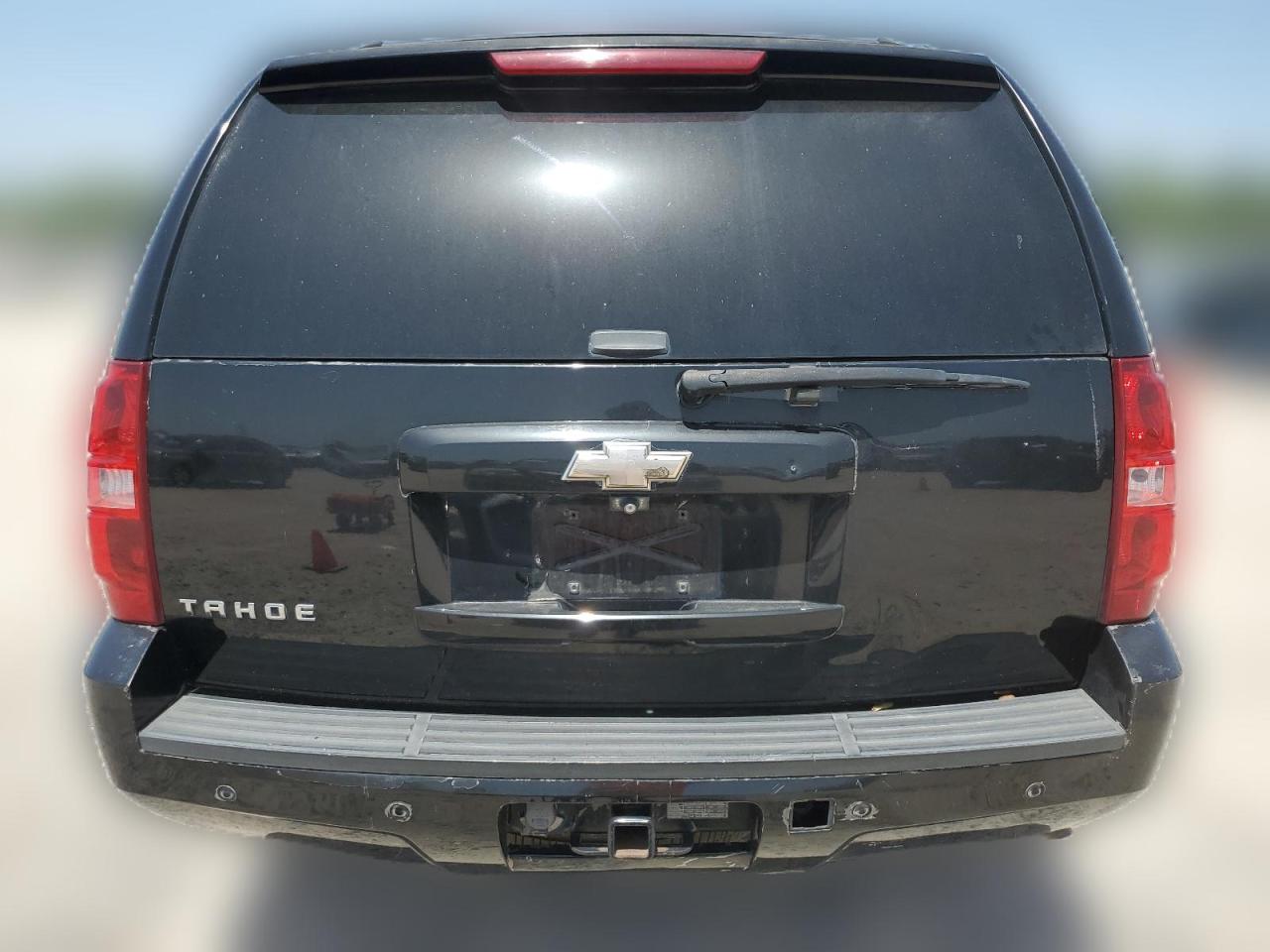 2008 Chevrolet Tahoe C1500 VIN: 1GNFC13028R152637 Lot: 61209744