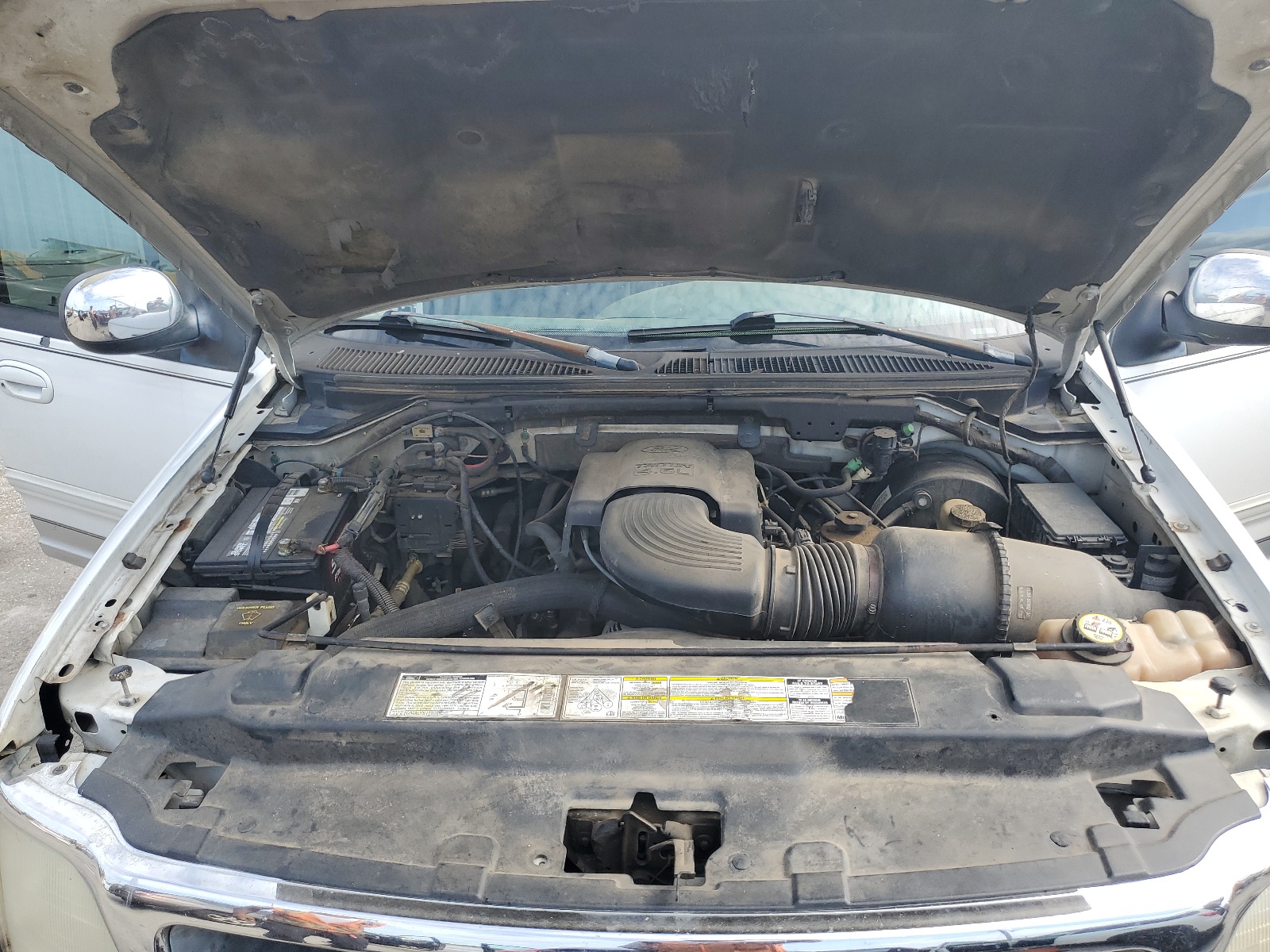 1FTRW07672KB74011 2002 Ford F150 Supercrew