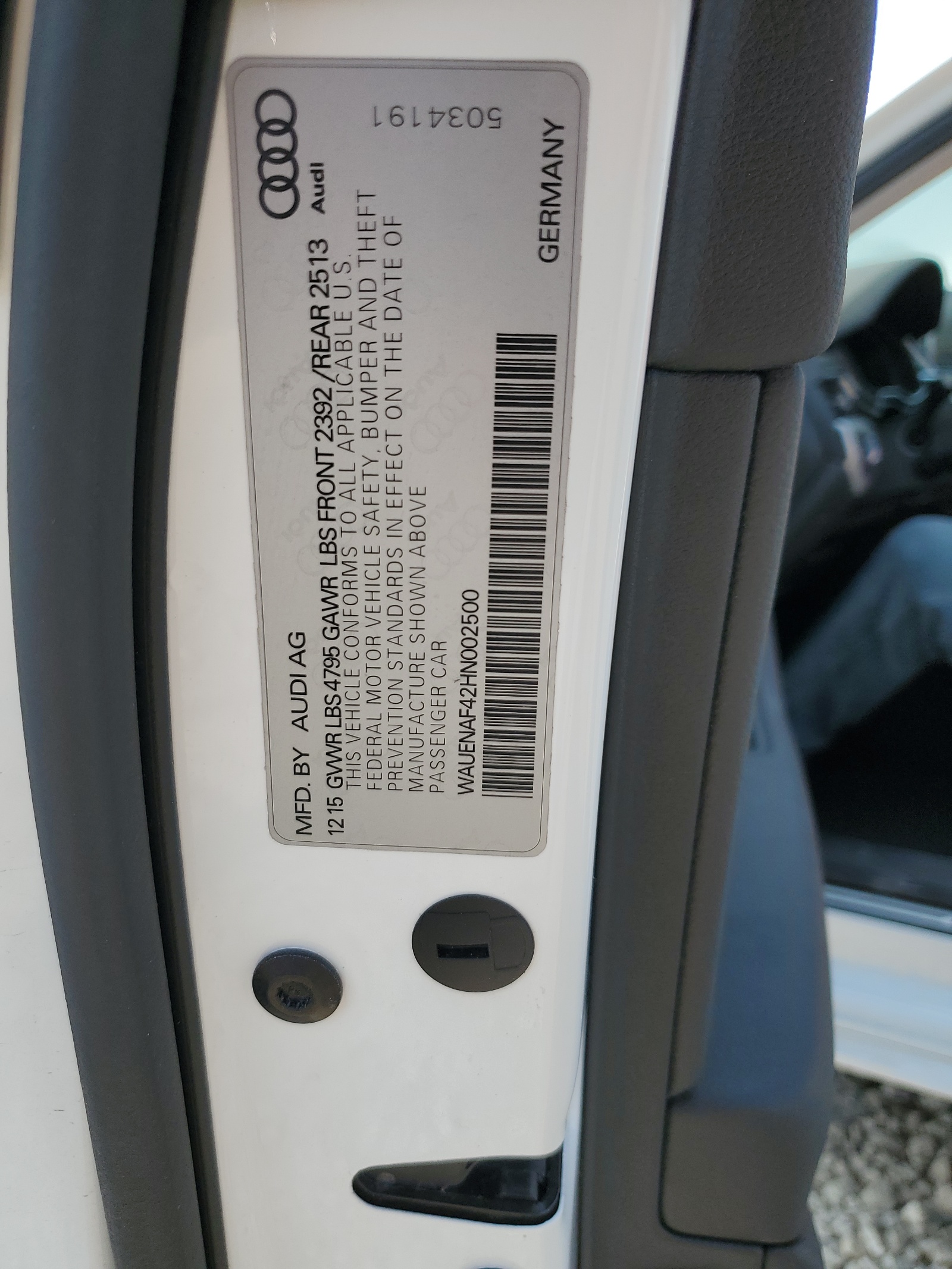 WAUENAF42HN002500 2017 Audi A4 Premium Plus