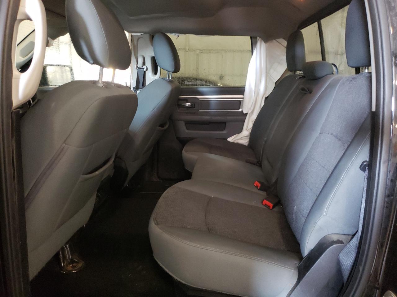 2016 Ram 1500 Slt VIN: 3C6RR7LT4GG388701 Lot: 65384034