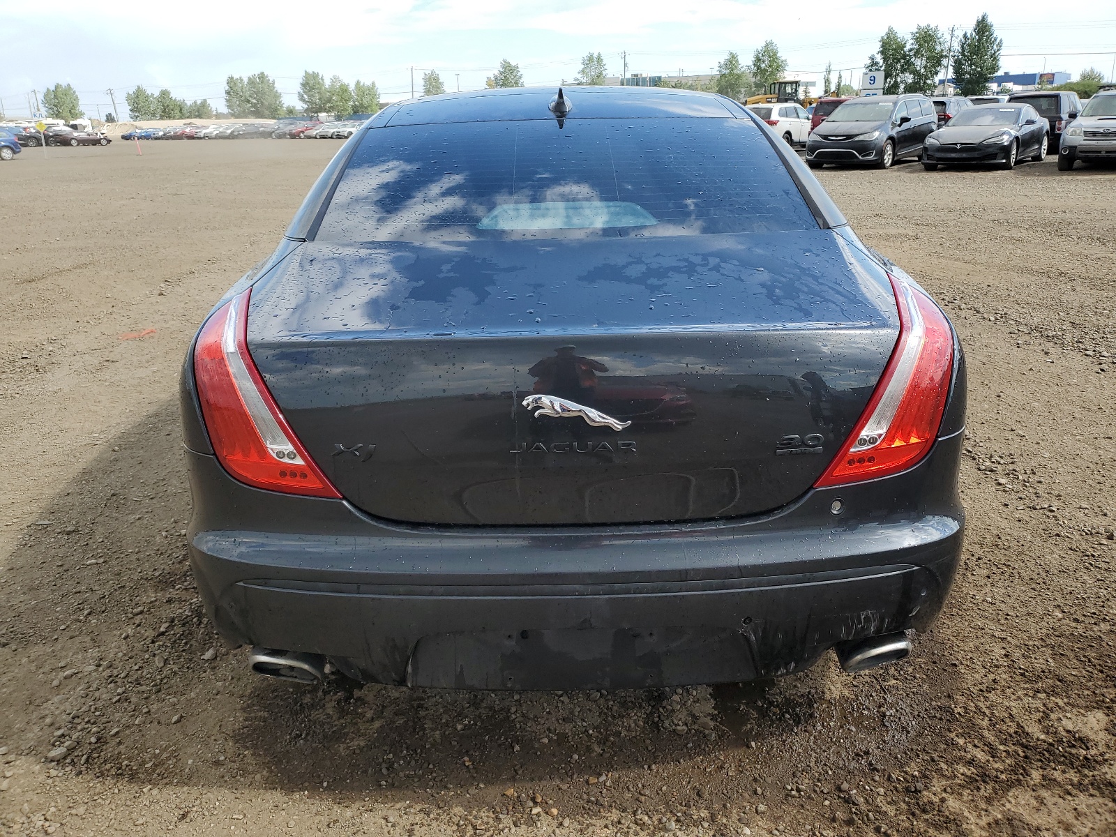 2014 Jaguar Xj vin: SAJXJ1CD3E8V74540