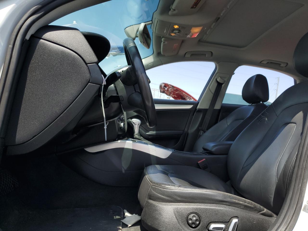 2014 Audi A4 Premium VIN: WAUAFAFL0EN032643 Lot: 63552654