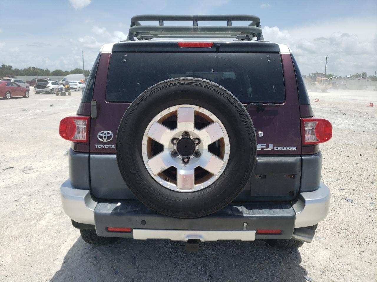 2007 Toyota Fj Cruiser VIN: JTEBU11F270052385 Lot: 64090624