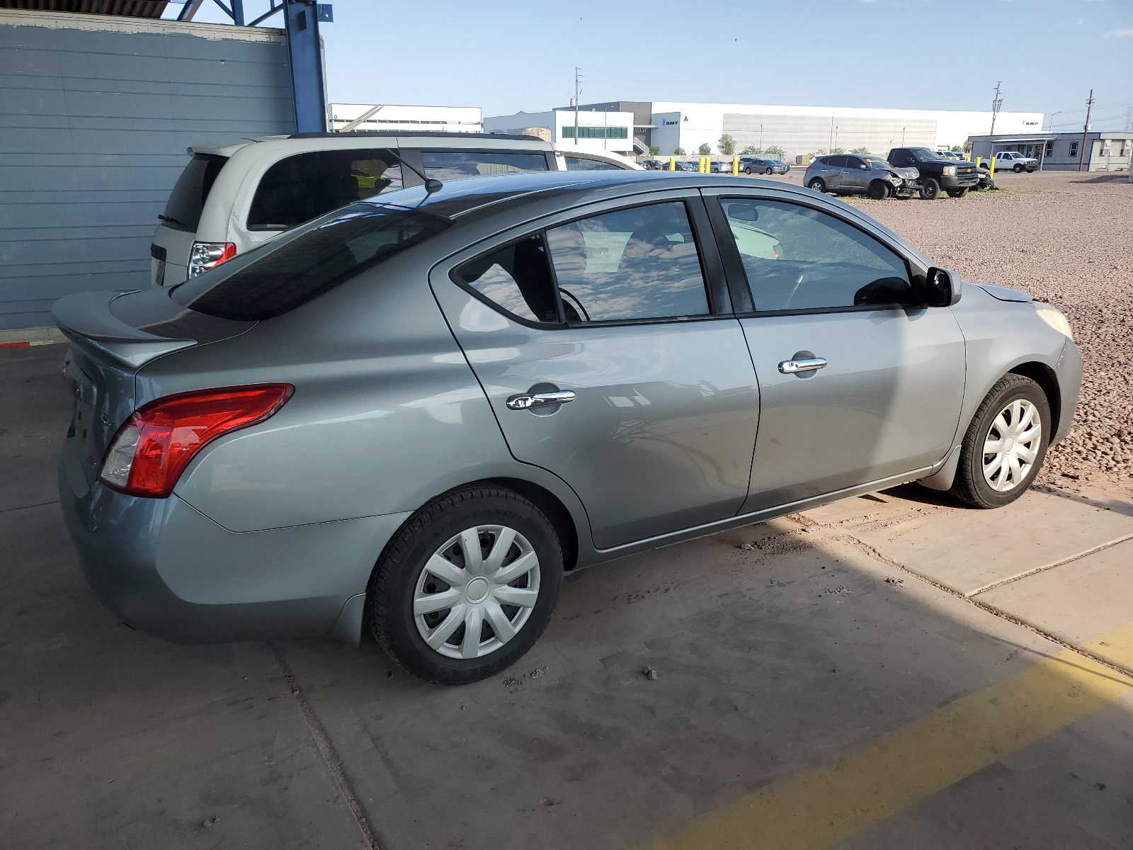 2014 Nissan Versa S vin: 3N1CN7AP1EL842846