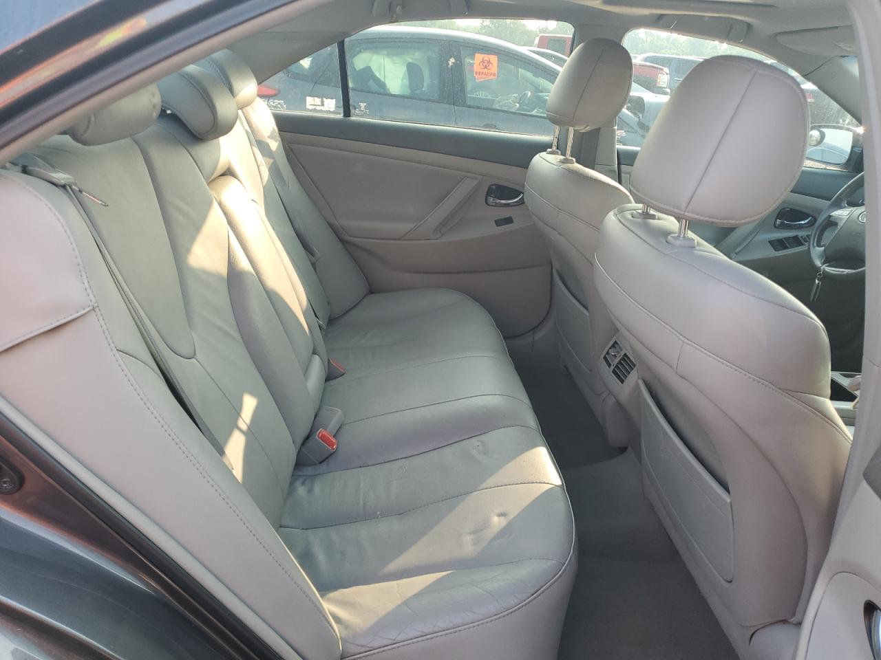 2009 Toyota Camry - Image 10