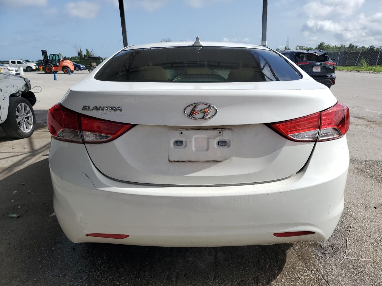 2013 Hyundai Elantra Gls VIN: 5NPDH4AE5DH180564 Lot: 63478214