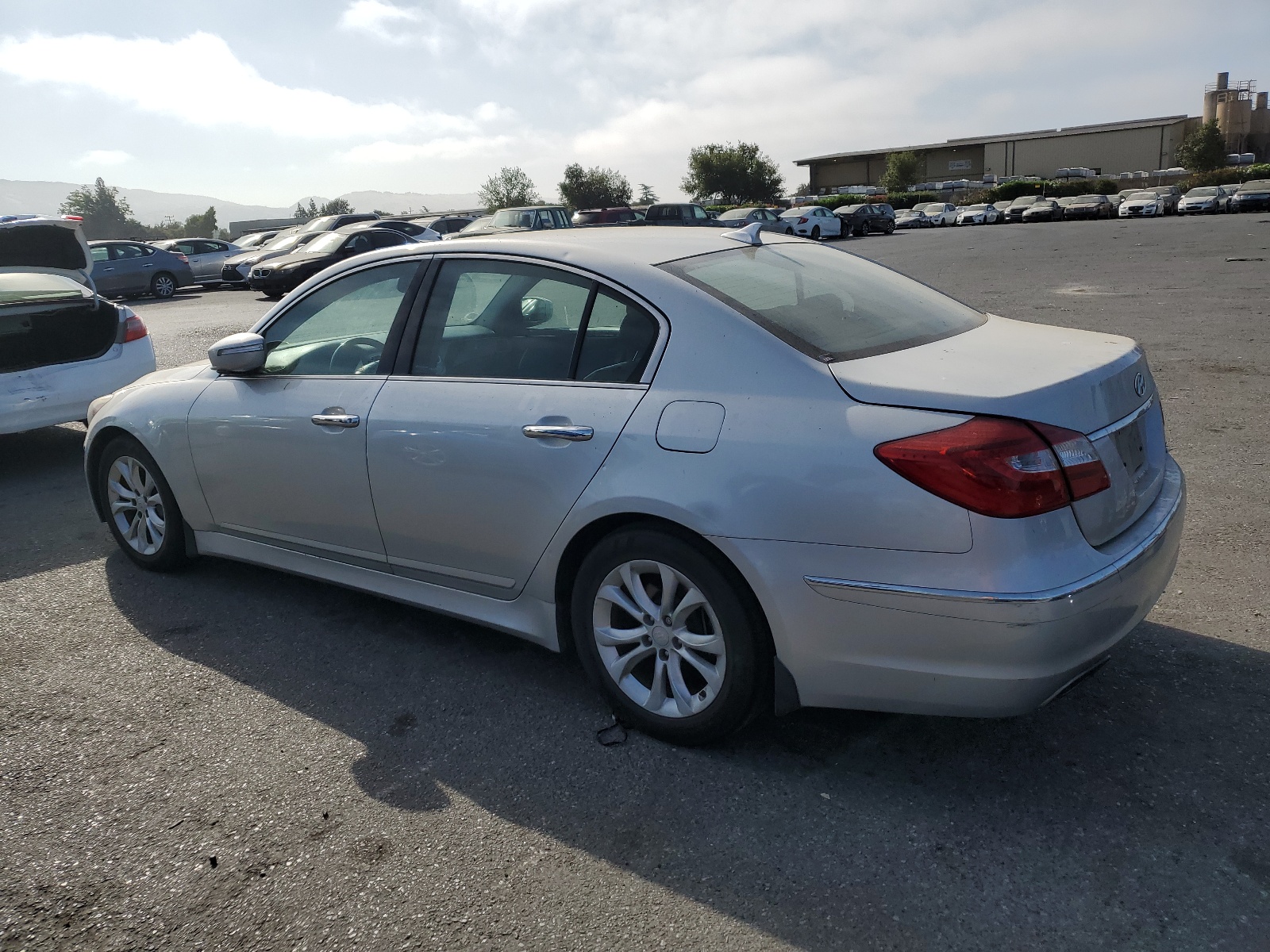 2013 Hyundai Genesis 3.8L vin: KMHGC4DD8DU247366