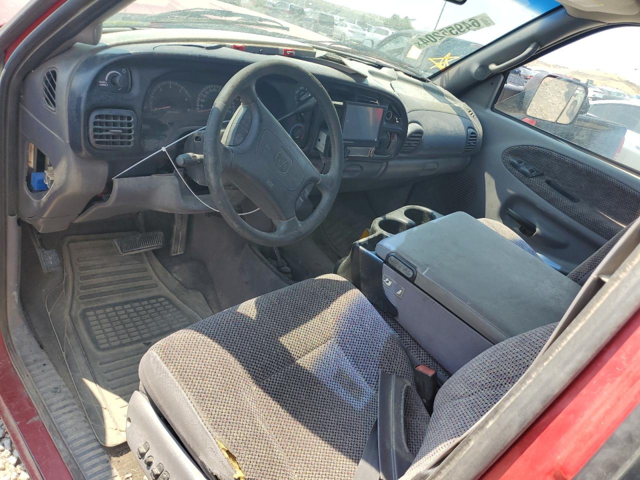 1998 Dodge Ram 2500 VIN: 1B7KF23W4WJ138002 Lot: 64955204