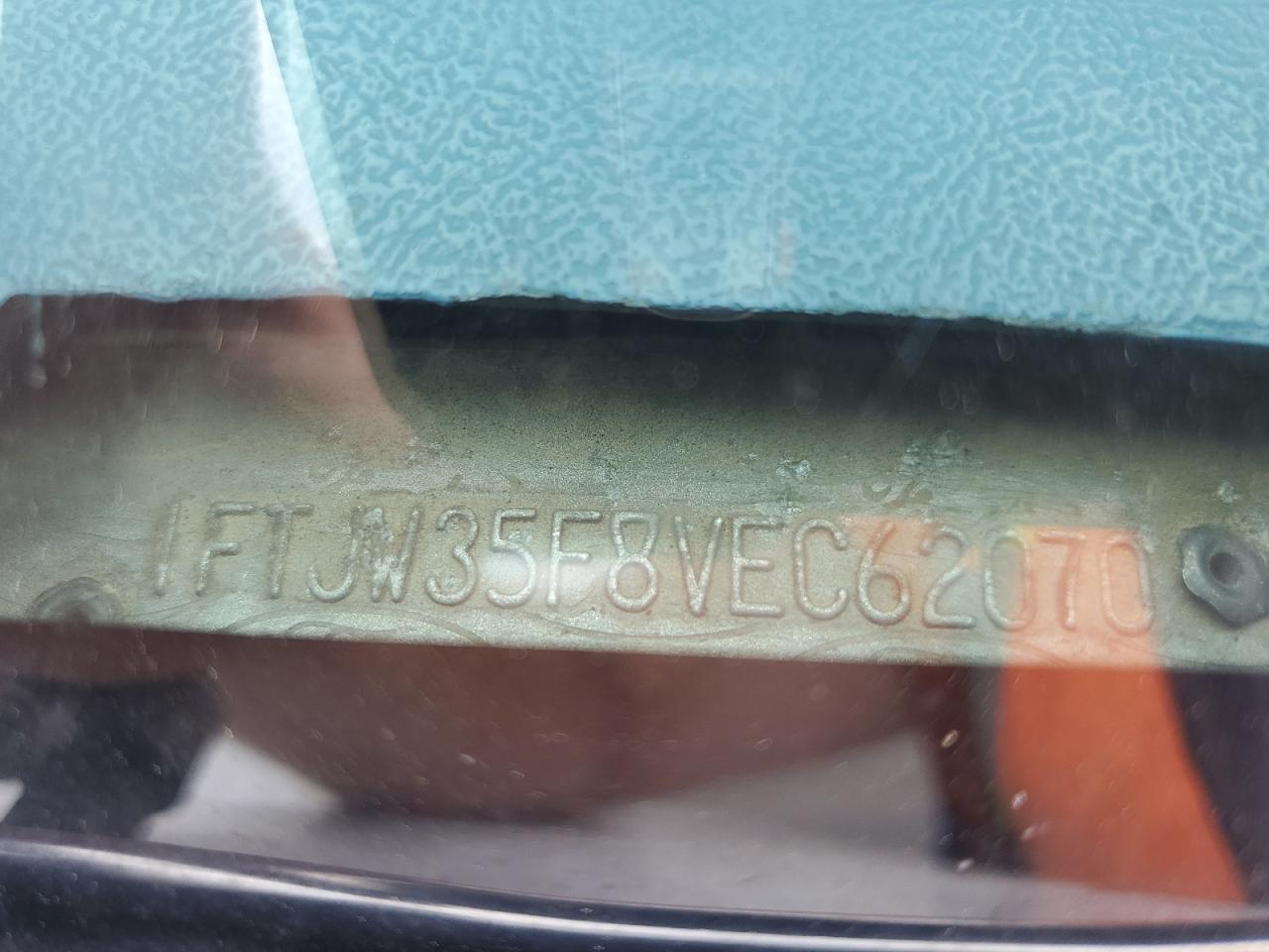 1997 Ford F350 VIN: 1FTJW35F8VEC62070 Lot: 61082194