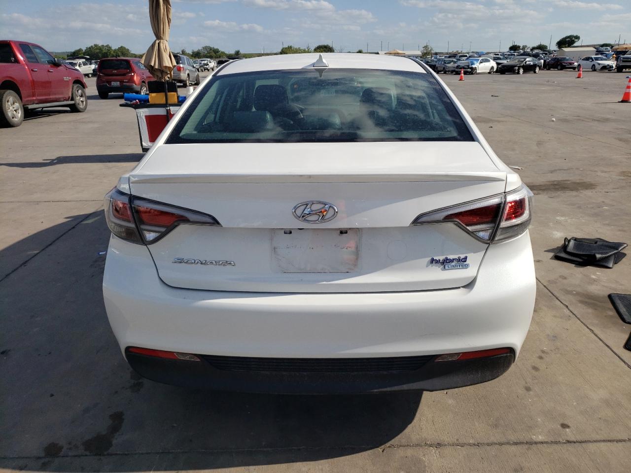 2017 Hyundai Sonata Hybrid VIN: KMHE34L17HA050775 Lot: 65489724