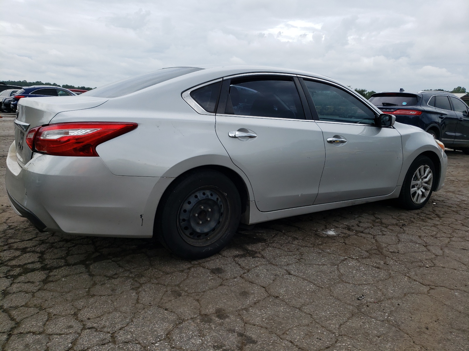 1N4AL3AP4HN319205 2017 Nissan Altima 2.5