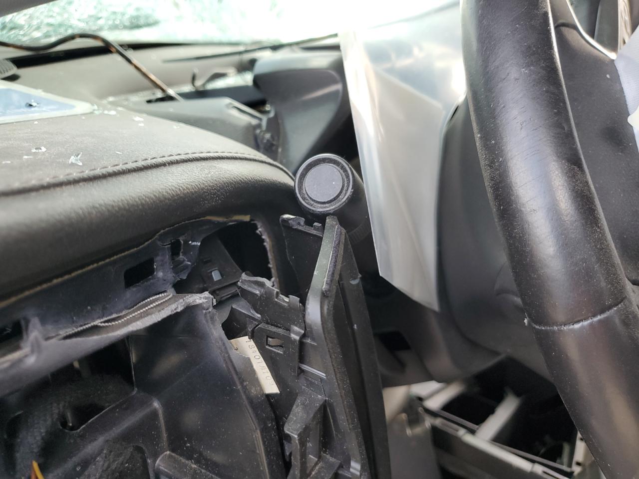 2018 Chevrolet Silverado - Image 9