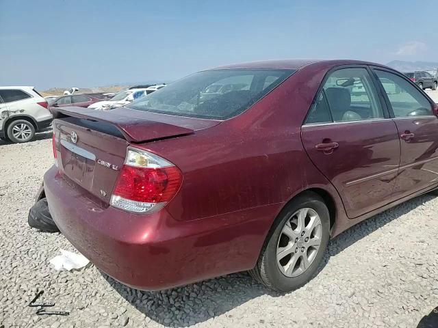 2005 Toyota Camry Le VIN: 4T1BF30K75U099440 Lot: 64864724