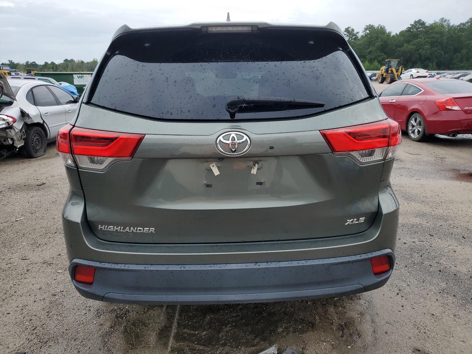 5TDKZRFH3KS332692 2019 Toyota Highlander Se