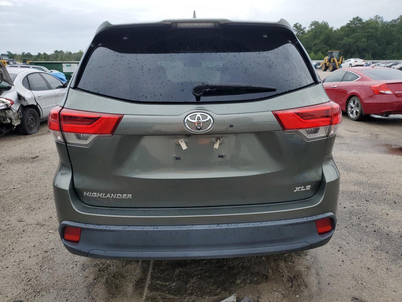 2019 Toyota Highlander Se VIN: 5TDKZRFH3KS332692 Lot: 64644424