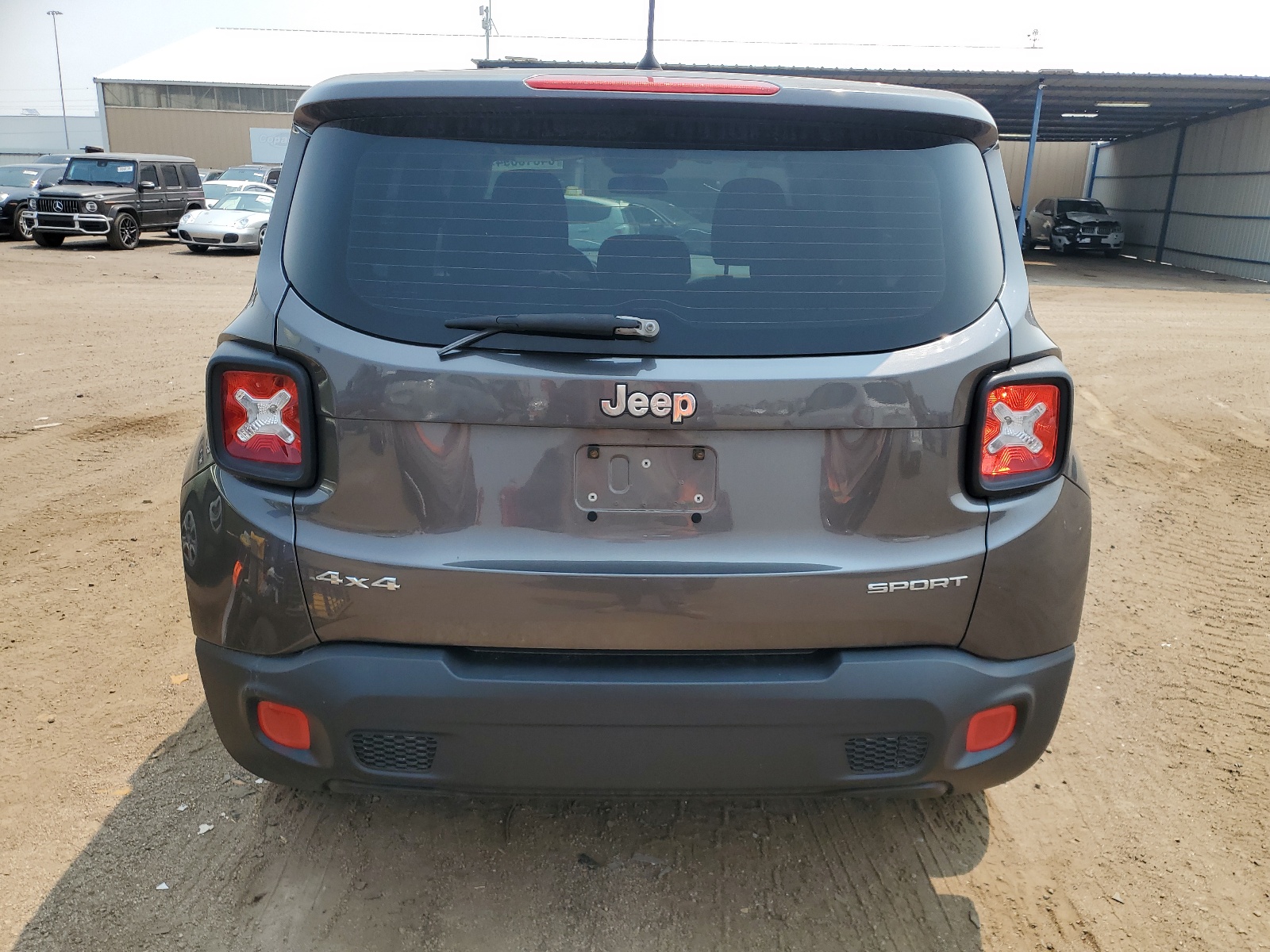 2016 Jeep Renegade Sport vin: ZACCJBAW5GPC71326