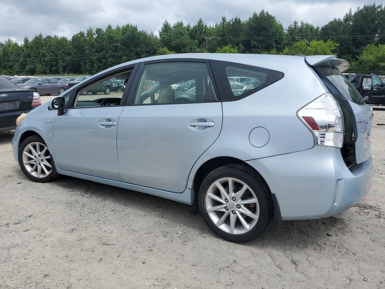 2012 Toyota Prius - Image 2