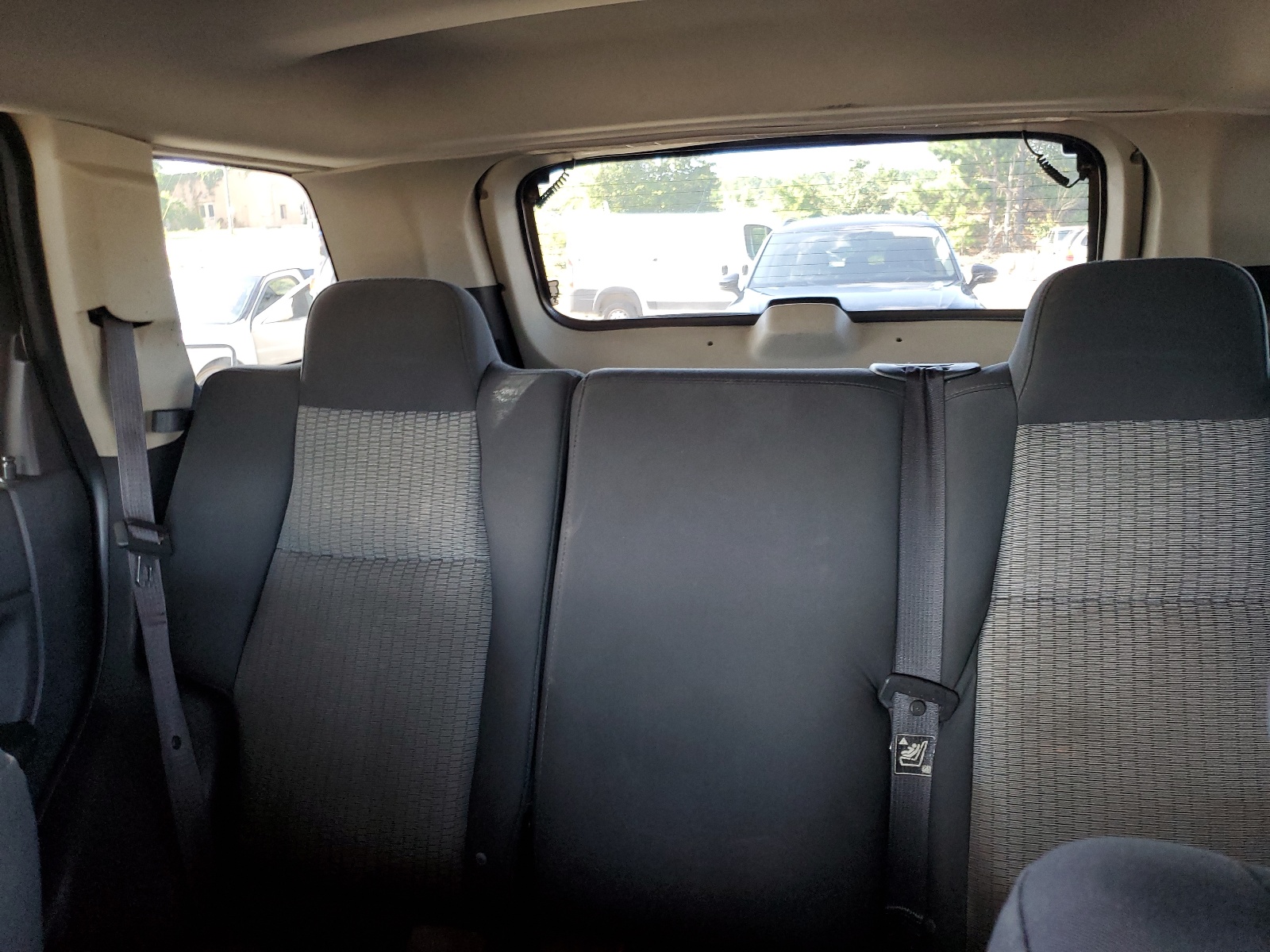 1J8GS48K88C141665 2008 Jeep Grand Cherokee Laredo