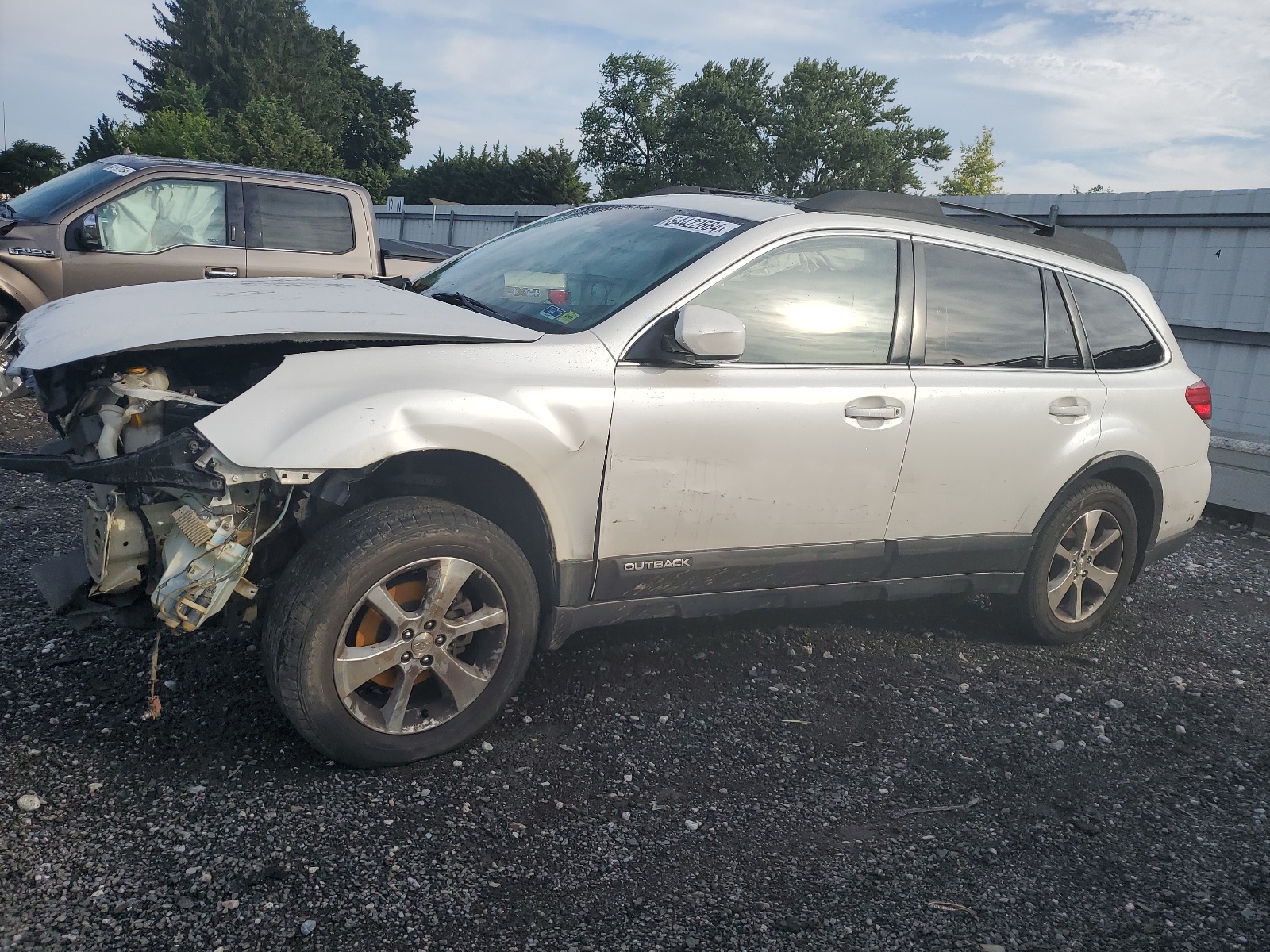 2013 Subaru Outback 2.5I Limited vin: 4S4BRBPCXD3315768