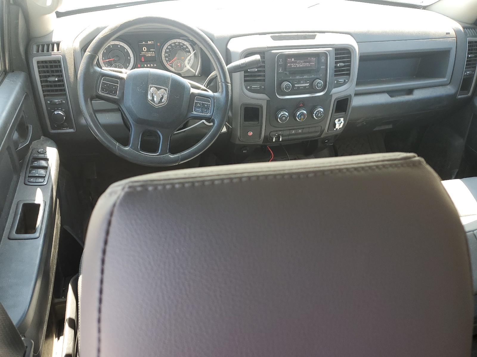 3C6TR5HT9JG301417 2018 Ram 2500 St