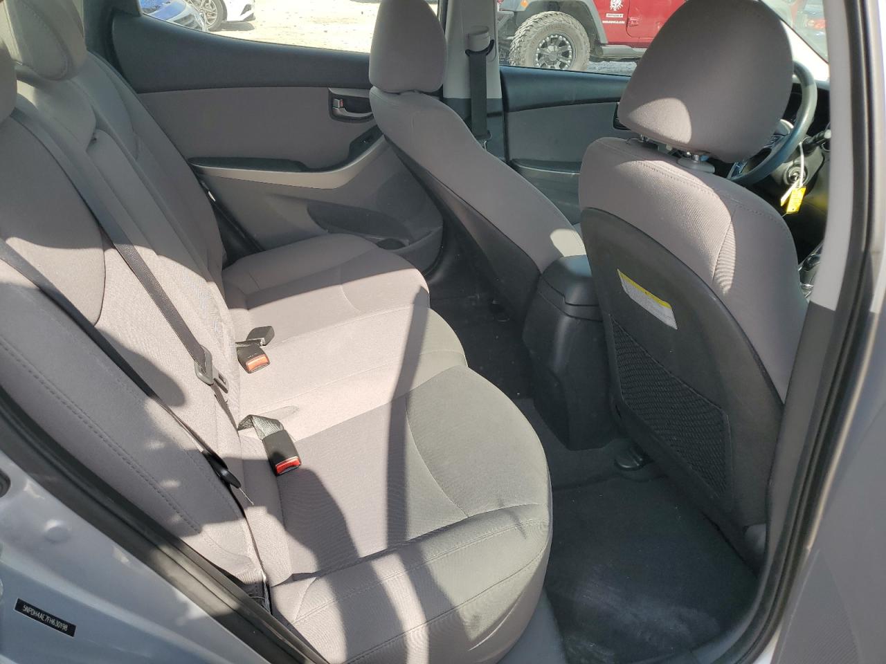 2015 Hyundai Elantra Se VIN: 5NPDH4AE7FH630198 Lot: 64809224