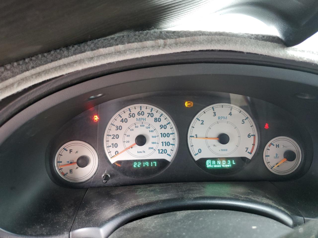 2005 Chrysler Town & Country Lx VIN: 2C4GP44RX5R101067 Lot: 62176254