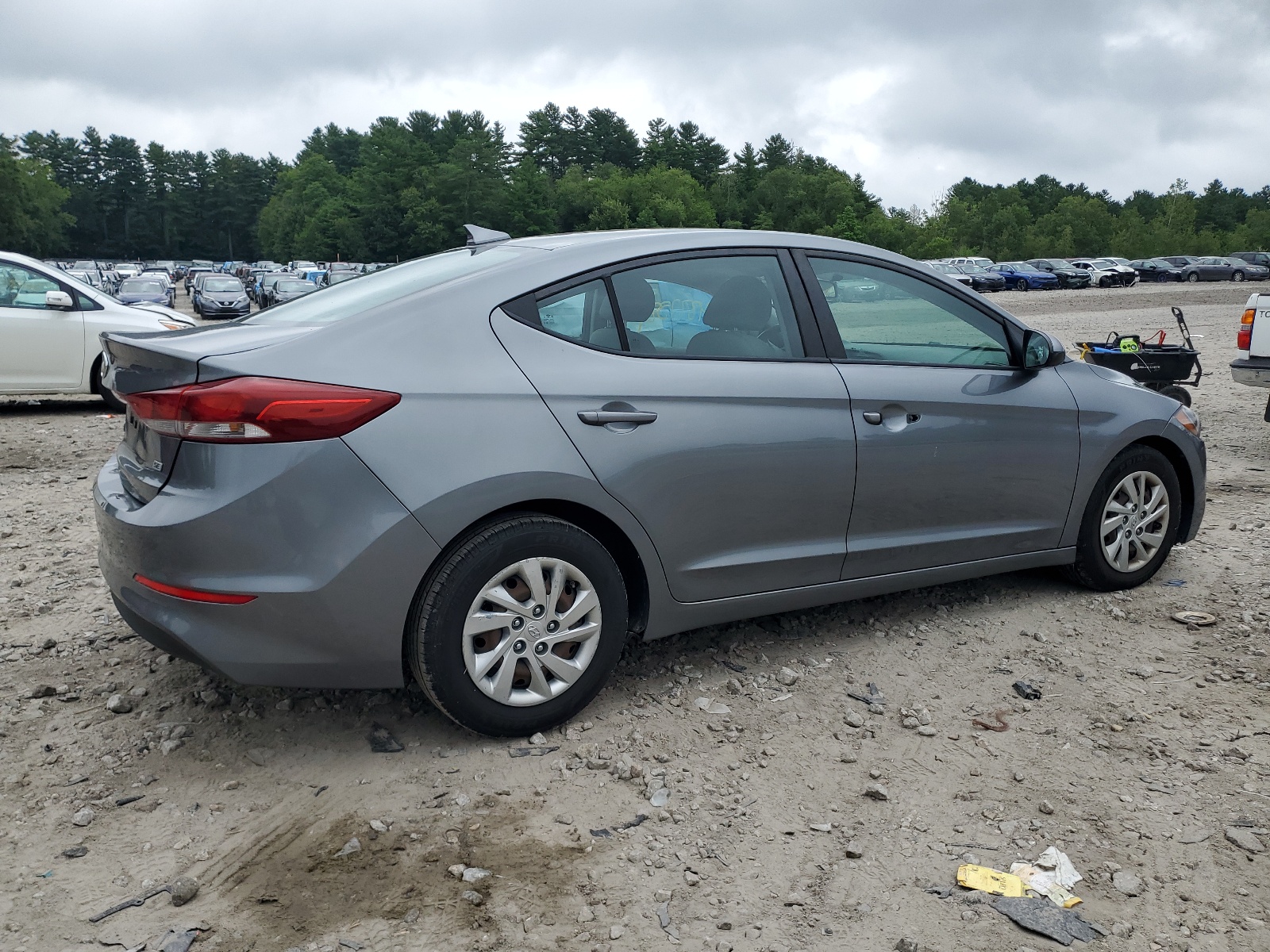 2017 Hyundai Elantra Se vin: KMHD74LF5HU150299