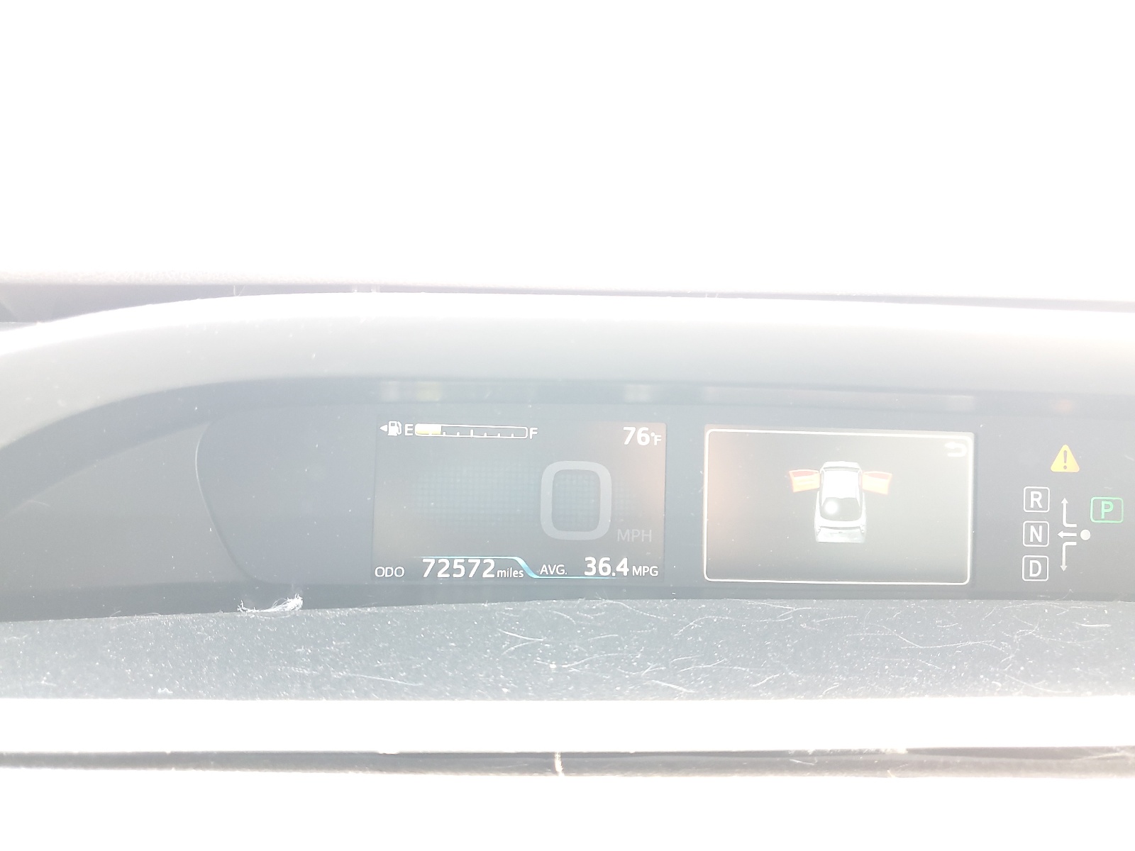 JTDKBRFU6J3589296 2018 Toyota Prius