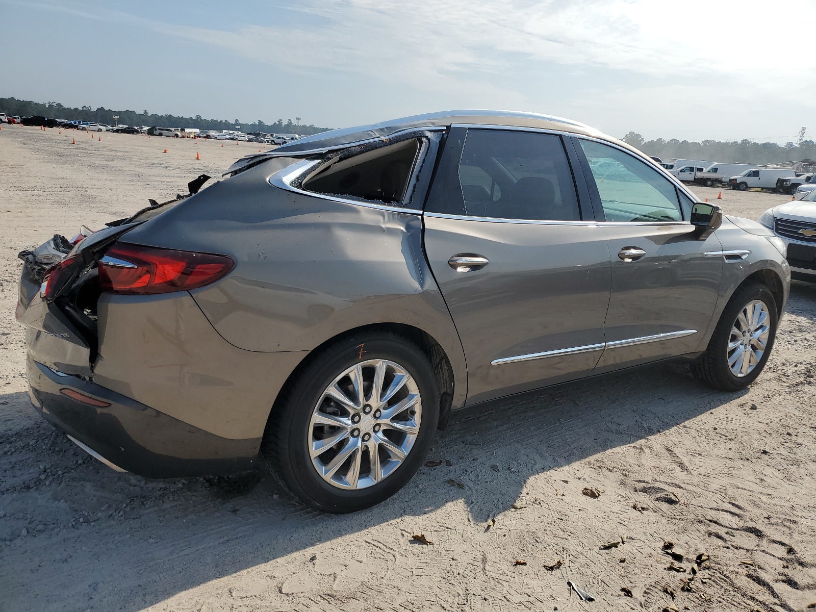 5GAERCKW7JJ242103 2018 Buick Enclave Premium